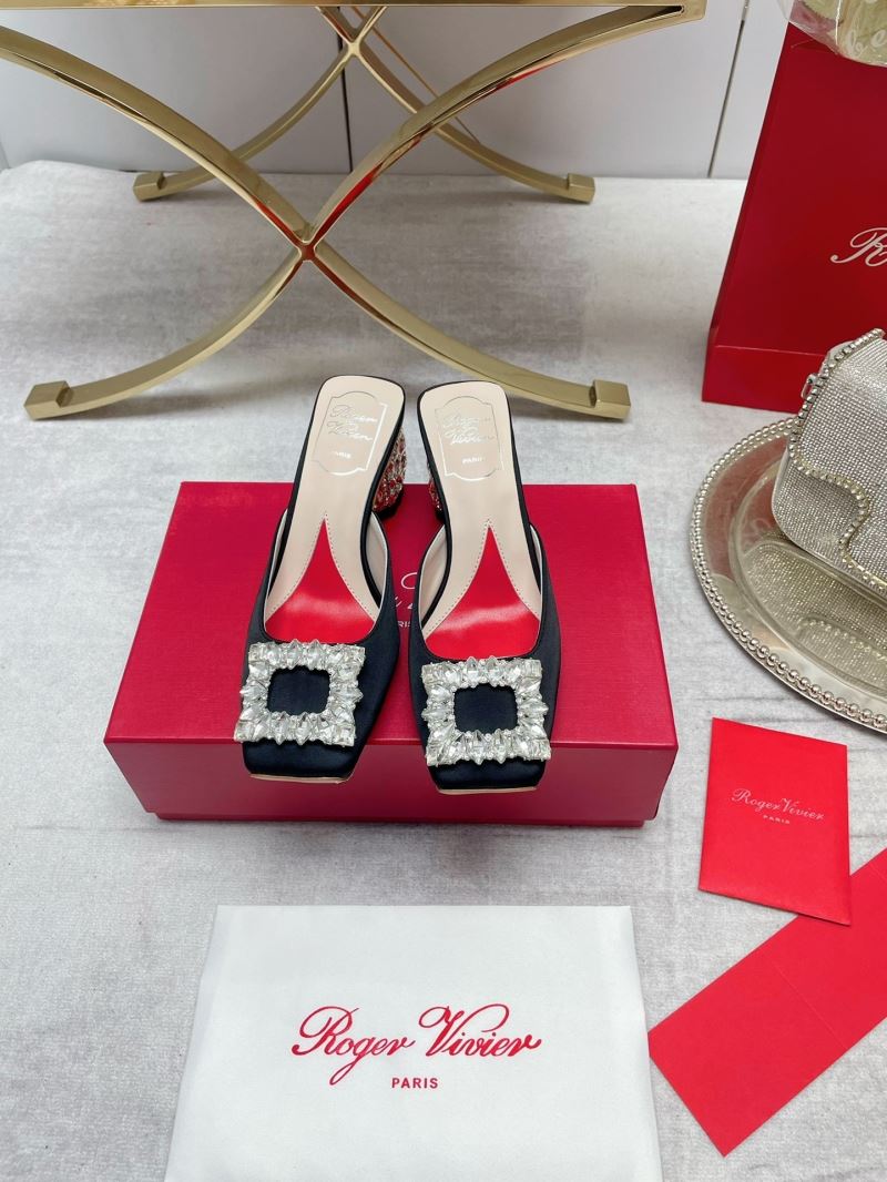 Roger Vivier flat shoes